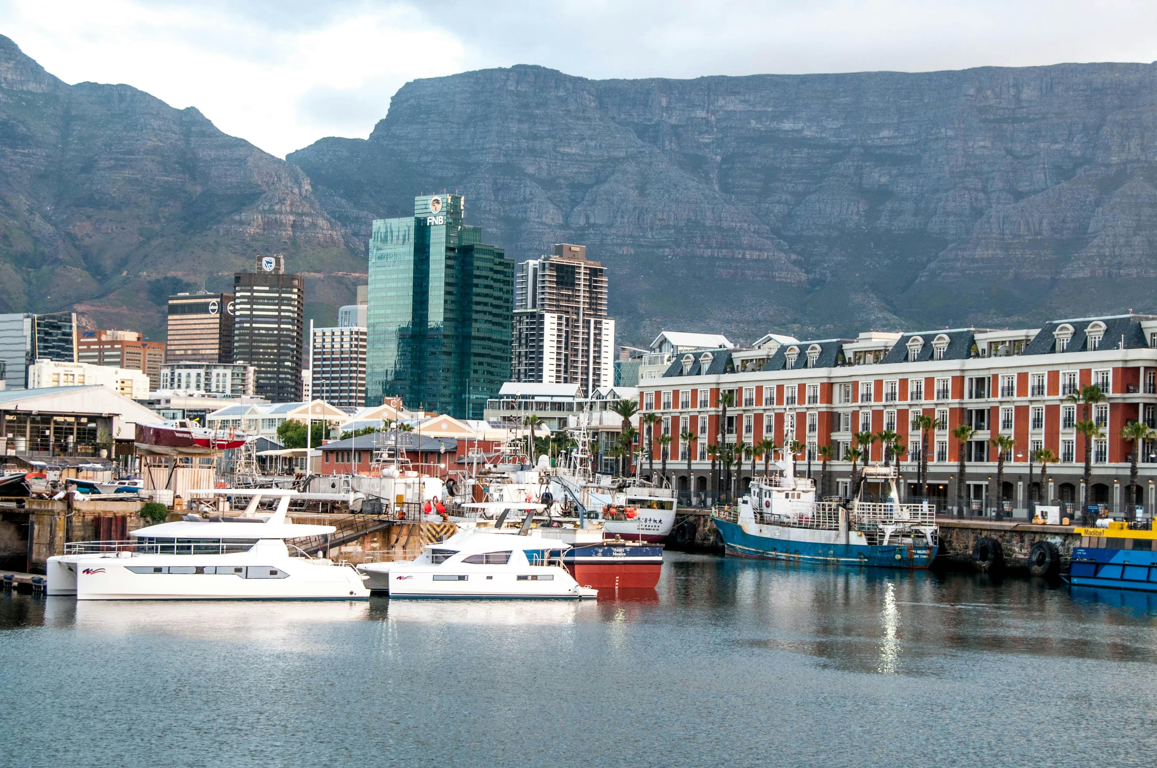 Waterfront Marina: Cape Town'un En Canlı ve Zarif Liman Sahnesi