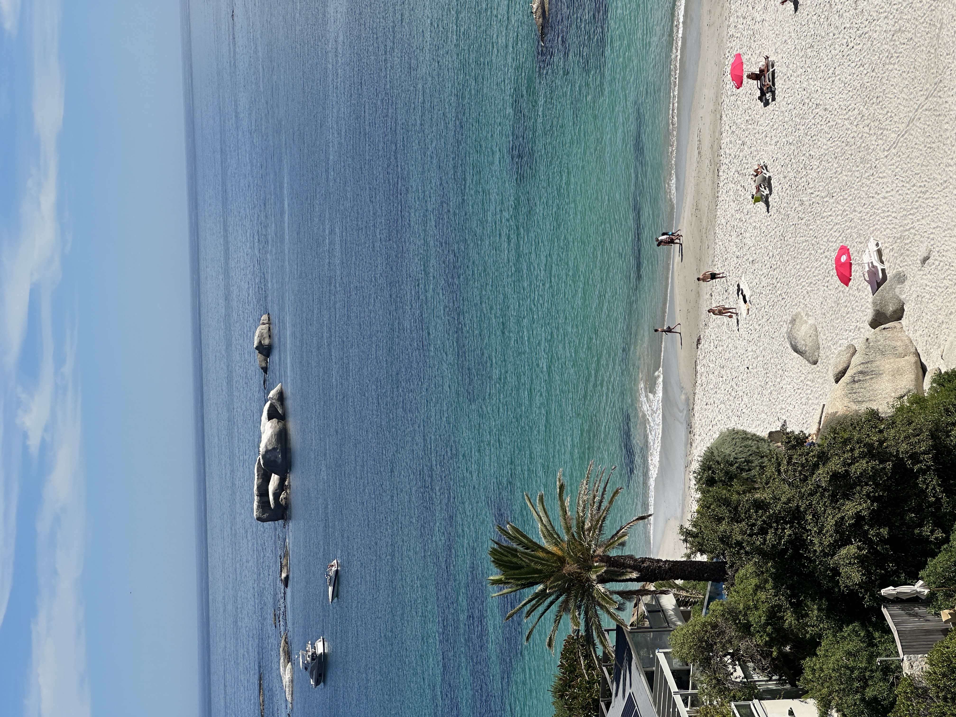 Clifton sahili ve turkuaz sular